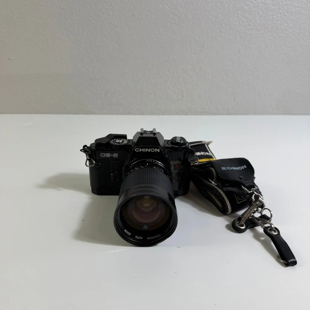 Chinon CE-5 35mm SLR Film Camera with Seikanon 28-80mm f3.5-4.5 Lens Untested